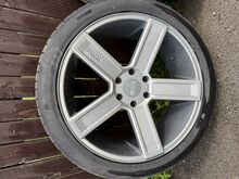 22” KMC veljed koos Roadx rehvidega