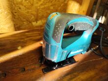 Лобзик Makita 4327