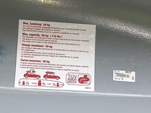 Thule boks ja Skoda katuseraamid