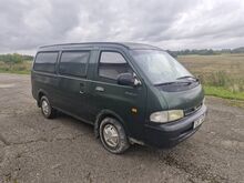 Kia Pregio tagavedu.