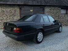 1988 Mercedes Benz 300D W124 OM603 83kw 5-k manual