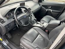 TOODUD HOLLANDIST Volvo XC90 2,4 D5 136kw, 7 KOHTA