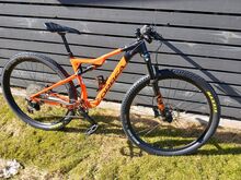 Горный велосипед Orbea Oiz H30 Orange/Black