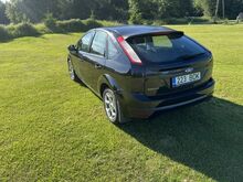 Ford Focus 2011 1,6 74кВт бензин механика