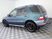 Mercedes-Benz ML 320