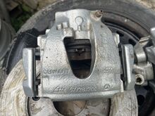 W210 esipidurikomplekt