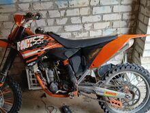 KTM SX-F 250CC (2010) lisa mootor ja 3 paari rehve