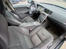 Volvo V60 MOMENTUM 2.0 D 120kW 2011A
