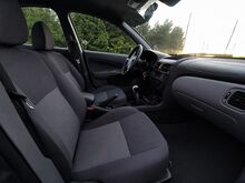 Nissan Almera 1.5 72kW