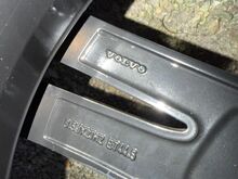 Volvo 21” 5-Double Spoke Diamond Cut