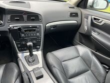 NELIKVEOLINE Volvo V70 2.4 D5 136kw, LISASOOJENDUS