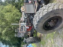 Oma valmistatud traktor