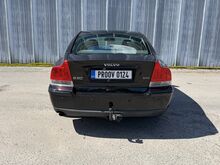Volvo S60 Momentum 2.4 D5 120кВт, РАССРОЧКА!