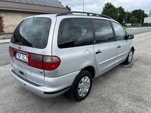 Ford Galaxy Ghia  2,0 107kw, 6 KOHTA