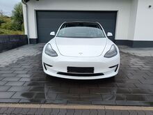 2022 Tesla Model 3 Long Range All Wheel Drive