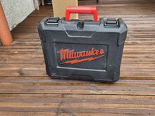 Kohver Milwaukee, uus
