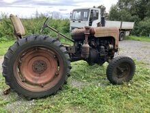 Traktor DT-14
