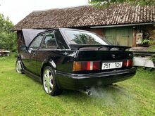 M: 1988 Ford Escort xr3i