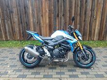Suzuki Gsx-S750