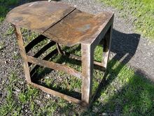 VÄIKE METALLLAUD