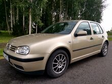Volkswagen Golf 1.6 74kW üv 03.2027