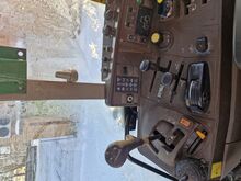 John Deere  6520
