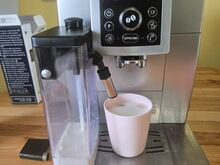 Кофемашина DeLonghi ECAM23.450