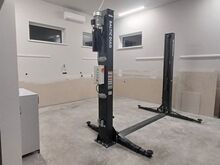 Kahepostiline autotõstuk 4T BD-4000EL33