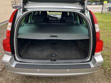 ПОЛНОПРИВОДНЫЙ Volvo V70 2.4 D5 136кВт, ДОПОЛНИТЕЛЬНЫЙ ОТОПИТЕ