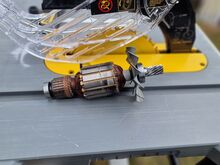 Настольная пила Dewalt DWE7485