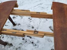 EW-aegne funkstiilis söögilaud, pikendatav