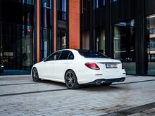 Mercedes-Benz E 220 AMG Styling Night Package