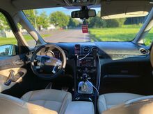 Müüa ford galaxy