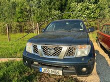 Nissan Pathfinder 2.5 128kw