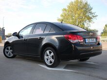 Chevrolet Cruze 1.8 automaat, 123 000 km, ÜV 05.27