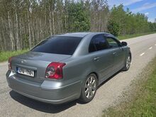 Toyota Avensis 2.0 дизель