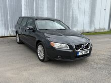 Volvo V70 Facelift 2.4 R5 D5 129kW, JÄRELMAKS!