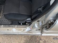 Toyota Avensis avariiline