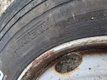 275/70 R22.5