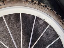 16" abiratastega laste jalgratas