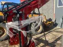 Traktori esilaadur kunn case /new holland
