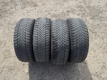 Goodyear UltraGrip Ice 2 215/55R17 98T lamellid