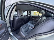Volvo S60 2.4D5 93kw LS: 258066km! ÄSJA BELGIAST!
