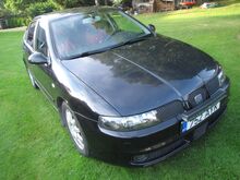 SEAT LEON 1,9 TDI  110 KW  2003 HOBIAUTO
