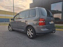Volkswagen Touran 2.0d ( 7 kohta,reg.makstud).