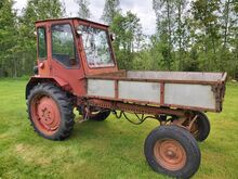 Traktor t-16M