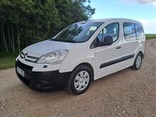 CITROEN BERLINGO 1.6 BENSIIN 66kW, 5 KOHTA