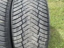 245/40R18 Yokohama Ice Guard Stud (ig65) 97T XL