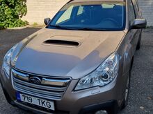 Subaru outback 2,0d ATM 2013a