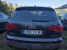 Ауди Q7
